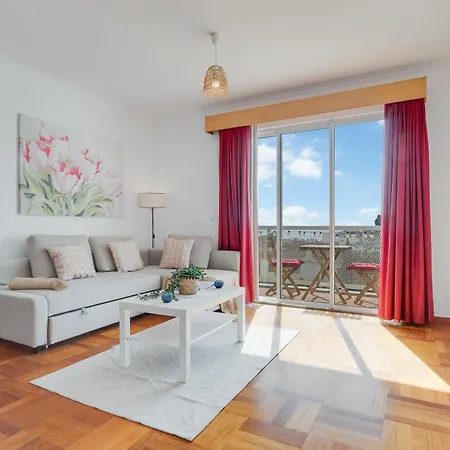 Apartment By Madeira *
