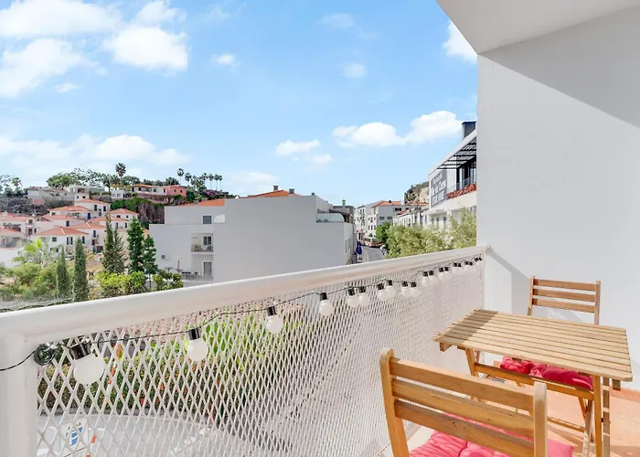 Apartmán By Madeira